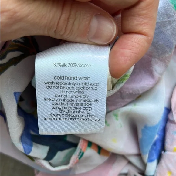 Floral Button-Up Blouse - Picture 13 of 13